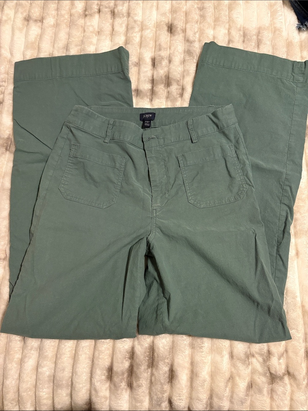 J. Crew Men’s Olive Green Chino Pants